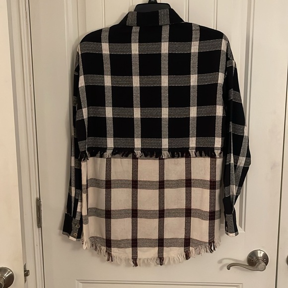 Entro Black and White Plaid Button Down Shirt - Picture 6 of 10